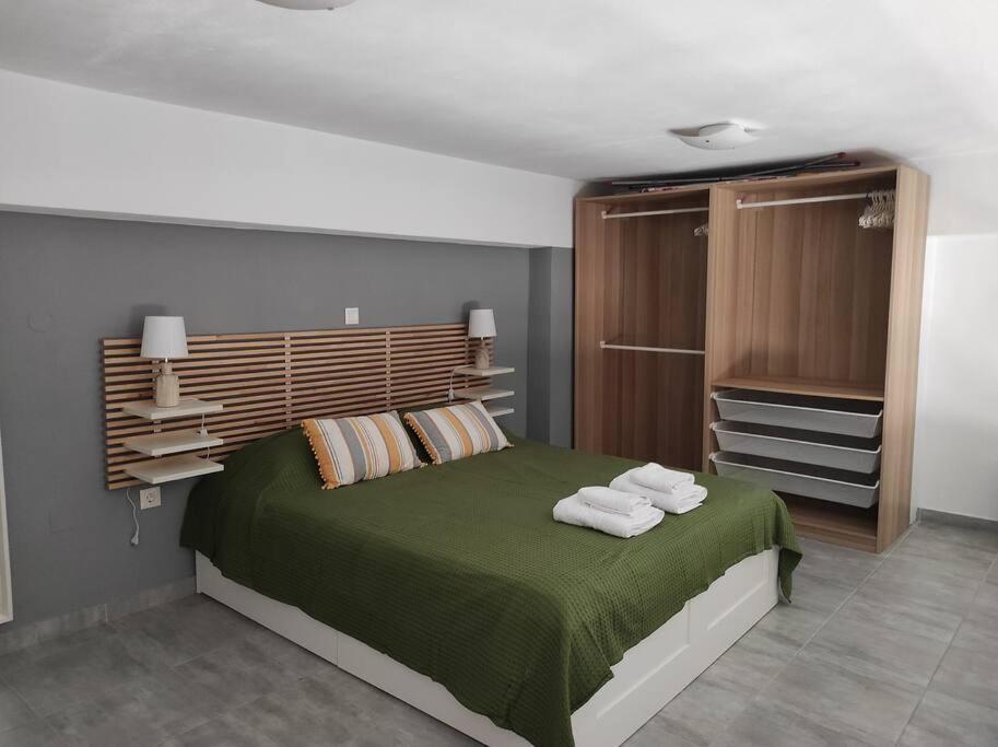 Oliva Loft Daire Ermoupoli Dış mekan fotoğraf